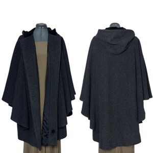 Worthington Cape Coat with velvet hood 100% Wool Woman's Size Large Vintage Gray